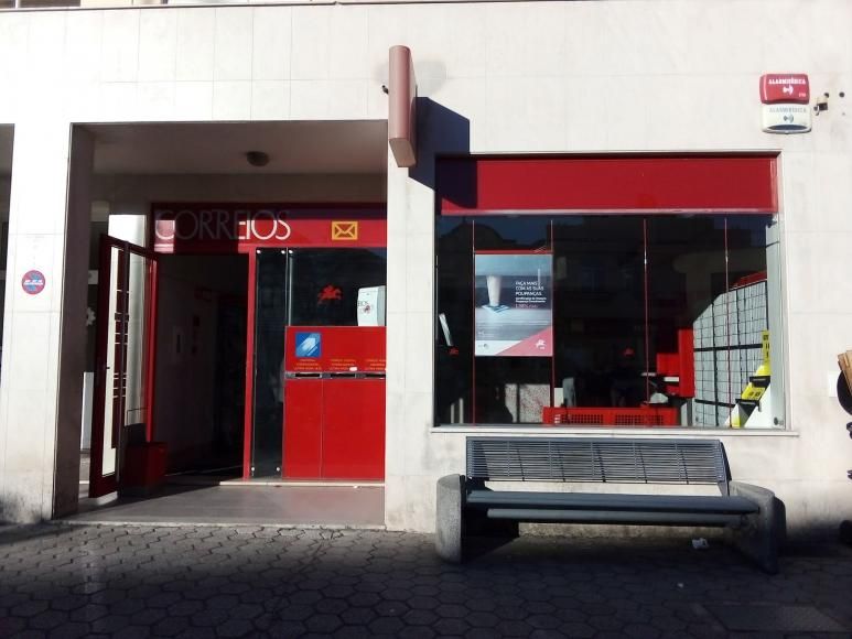 Loja dos CTT fica na Palhaça