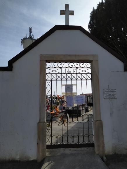 Reabertura do cemit&eacute;rio com novas regras