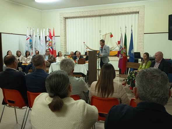 Tomada de posse dos novos &oacute;rg&atilde;os da Junta de Freguesia.